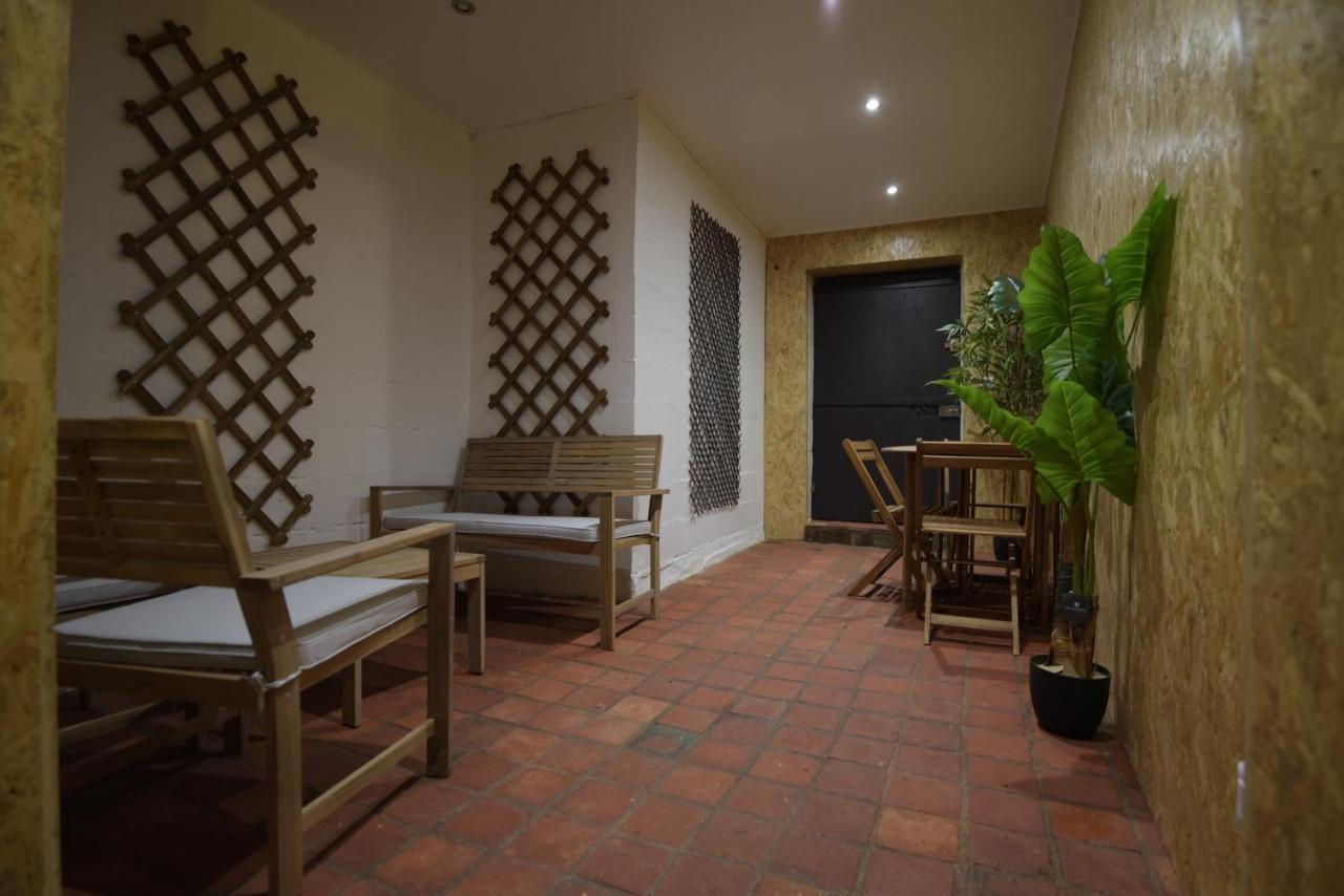 Cosy Appartement Hyper Centre Ville Avec Cour + Patio Оксер Екстериор снимка