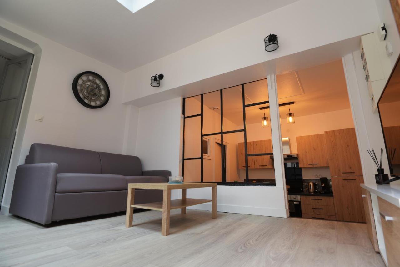 Cosy Appartement Hyper Centre Ville Avec Cour + Patio Оксер Екстериор снимка