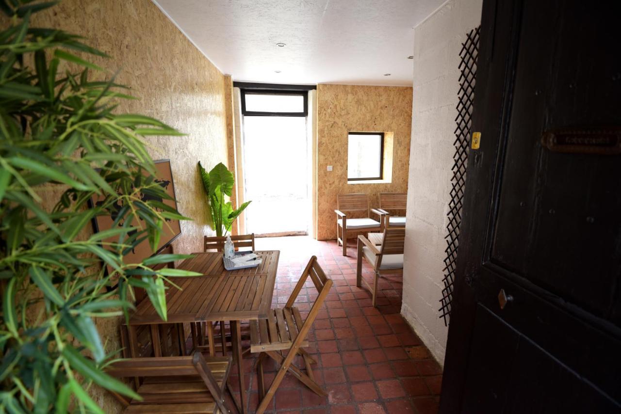 Cosy Appartement Hyper Centre Ville Avec Cour + Patio Оксер Екстериор снимка